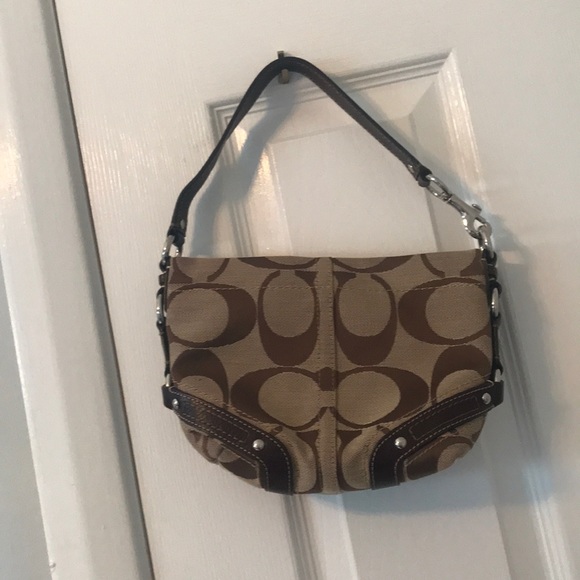 Coach Handbags - Authentic coach purse